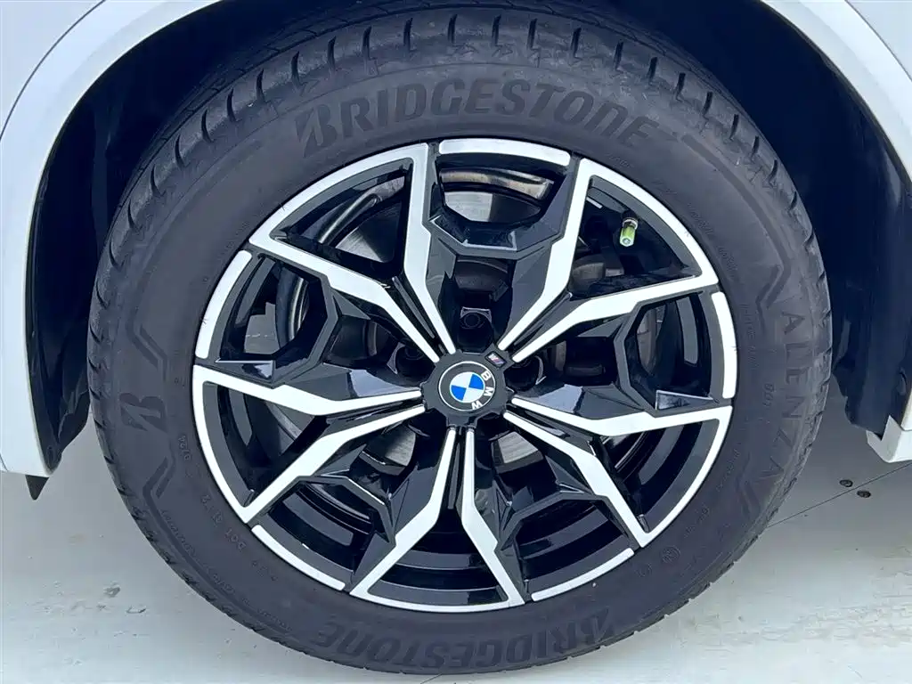 BMW BMW X3 2023 xDrive25i M Sport Package 2024 - thumbnail 12
