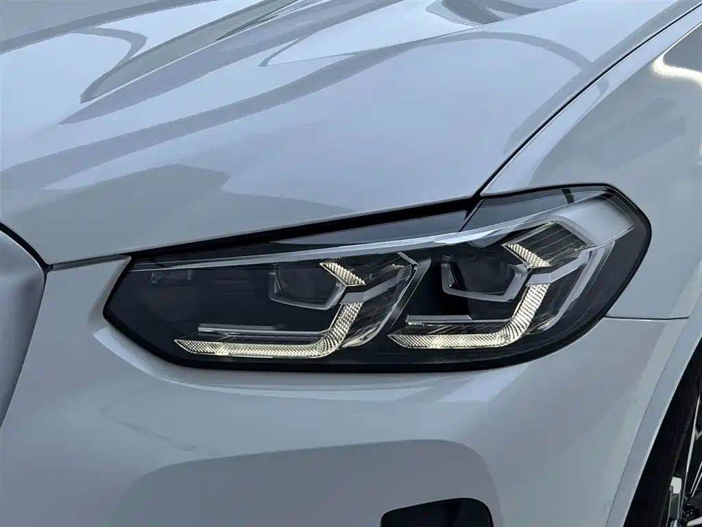 BMW BMW X3 2023 xDrive25i M Sport Package 2024 - thumbnail 13