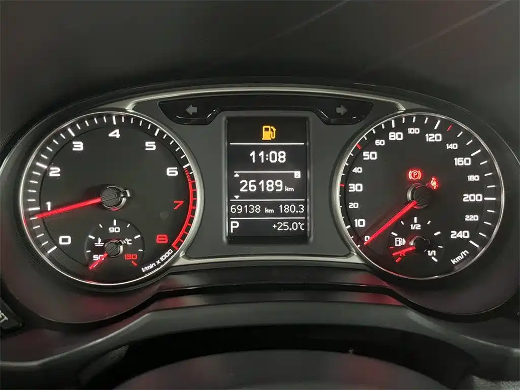 Audi Audi A1 2016 30 TFSI Sportback Design Edition 2017 - thumbnail 10