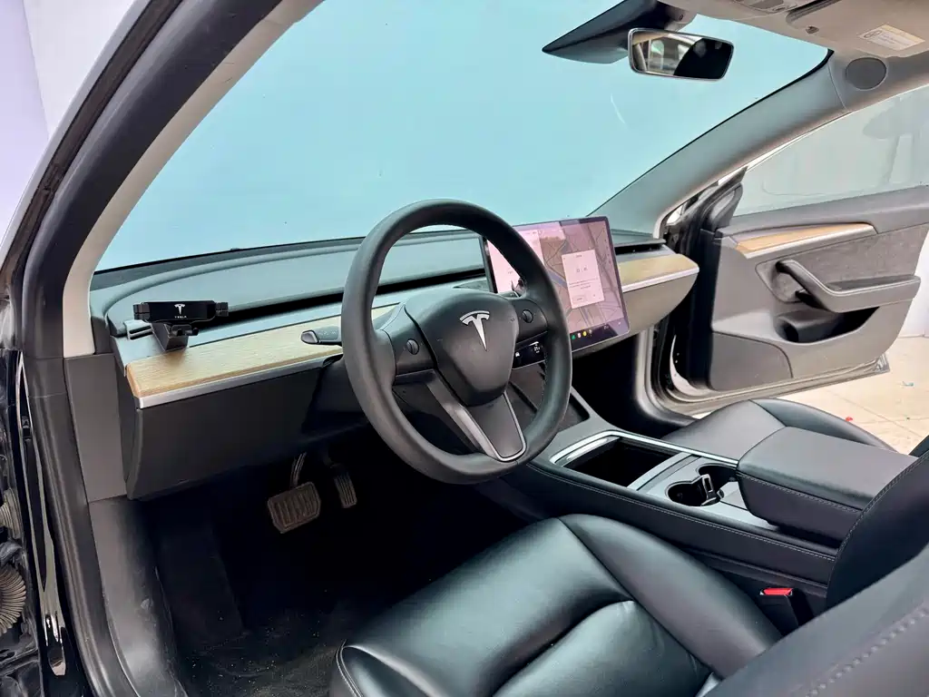 Tesla Model 3 2021 Standard Range Rear-Wheel Drive Enhanced Version 3D6 2022 - thumbnail 6