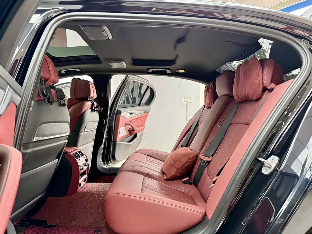 BMW BMW 5 Series 2023 Model Year Facelift 530Li Premium M Sport Package 2023 - thumbnail 11
