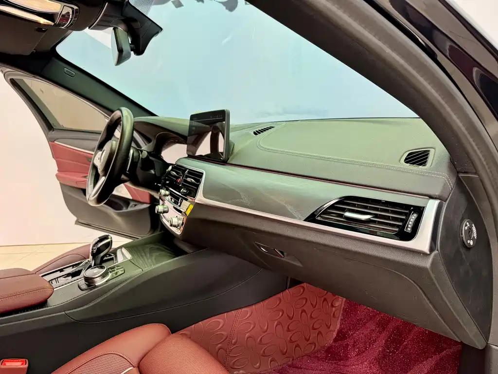 BMW BMW 5 Series 2023 Model Year Facelift 530Li Premium M Sport Package 2023 - thumbnail 16
