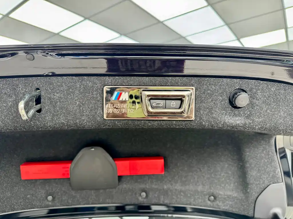 BMW BMW 5 Series 2023 Model Year Facelift 530Li Premium M Sport Package 2023 - thumbnail 27