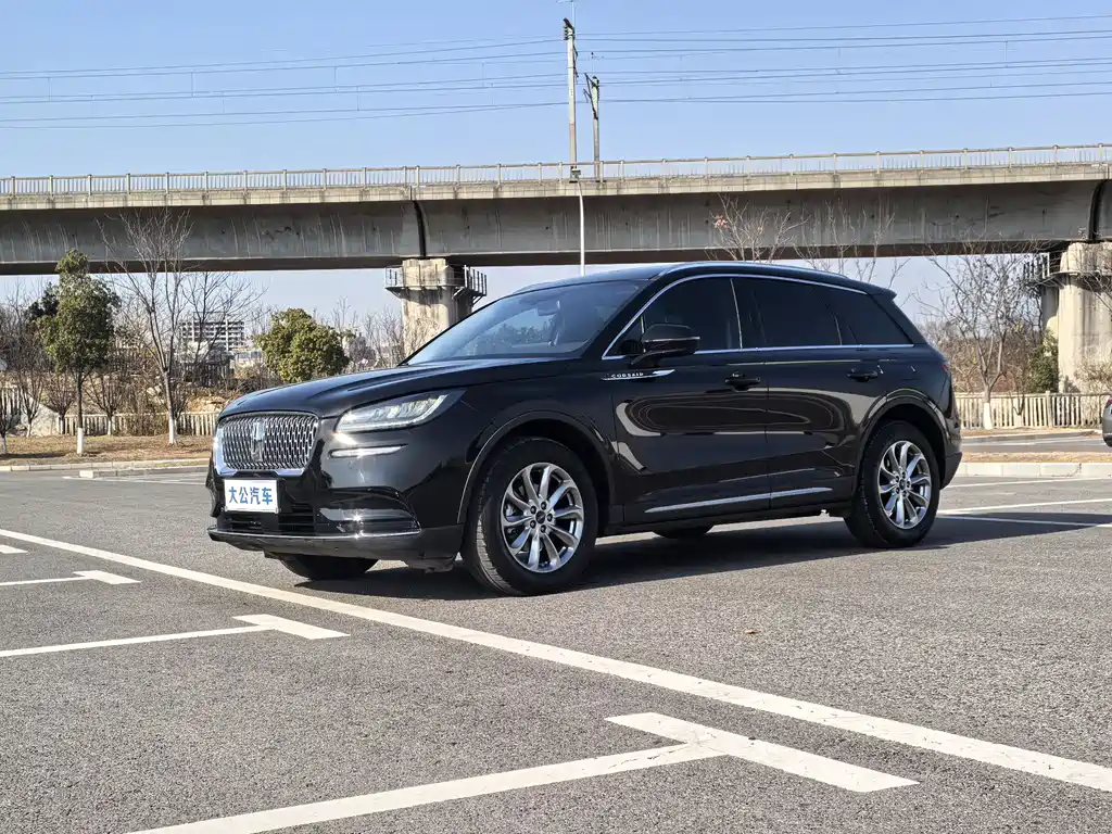 Lincoln Liberator 2020 2.0T Two-Wheel Drive Premium Edition 2020
