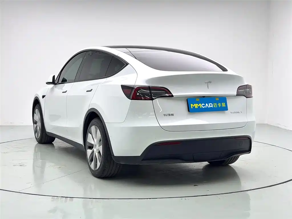 Tesla Model Y 2022 Rear-Wheel Drive 2023 - thumbnail 5