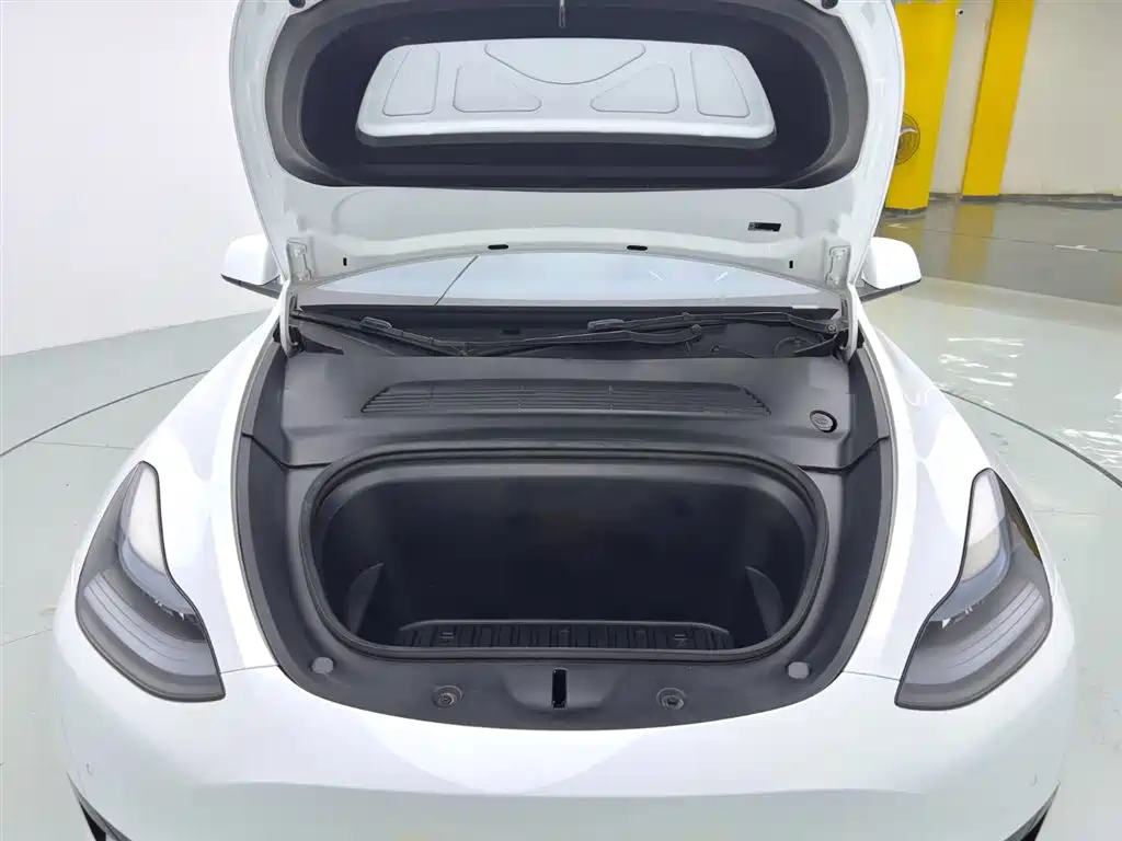 Tesla Model Y 2022 Rear-Wheel Drive 2023 - thumbnail 19