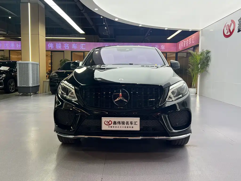 Mercedes-Benz Mercedes-Benz GLE Coupe 2017 GLE 320 4MATIC Coupé SUV 2018 - thumbnail 2
