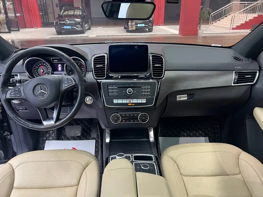 Mercedes-Benz Mercedes-Benz GLE Coupe 2017 GLE 320 4MATIC Coupé SUV 2018 - thumbnail 11