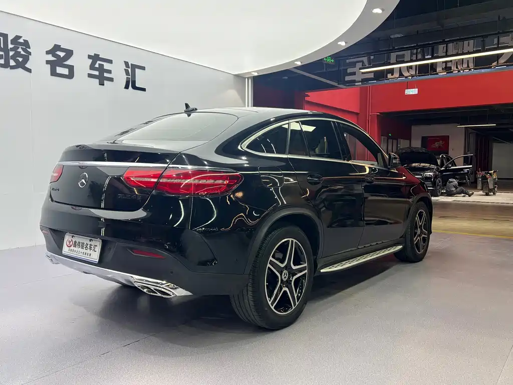 Mercedes-Benz Mercedes-Benz GLE Coupe 2017 GLE 320 4MATIC Coupé SUV 2018 - thumbnail 16