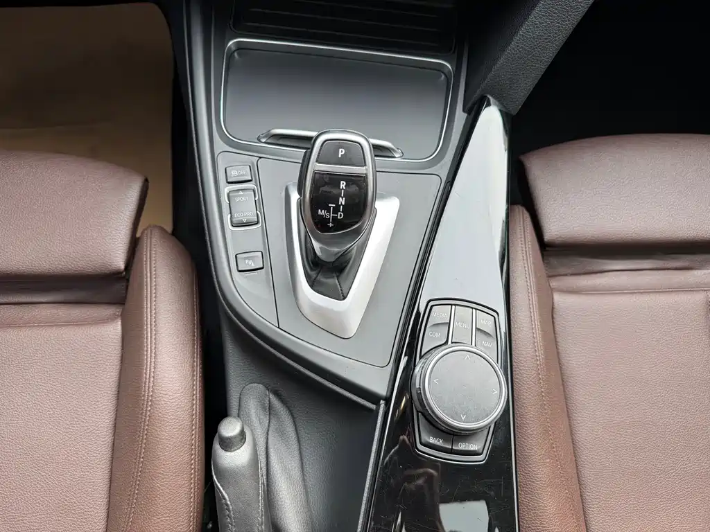BMW BMW 3 Series 2018 320Li Leading M Sport Package 2018 - thumbnail 12