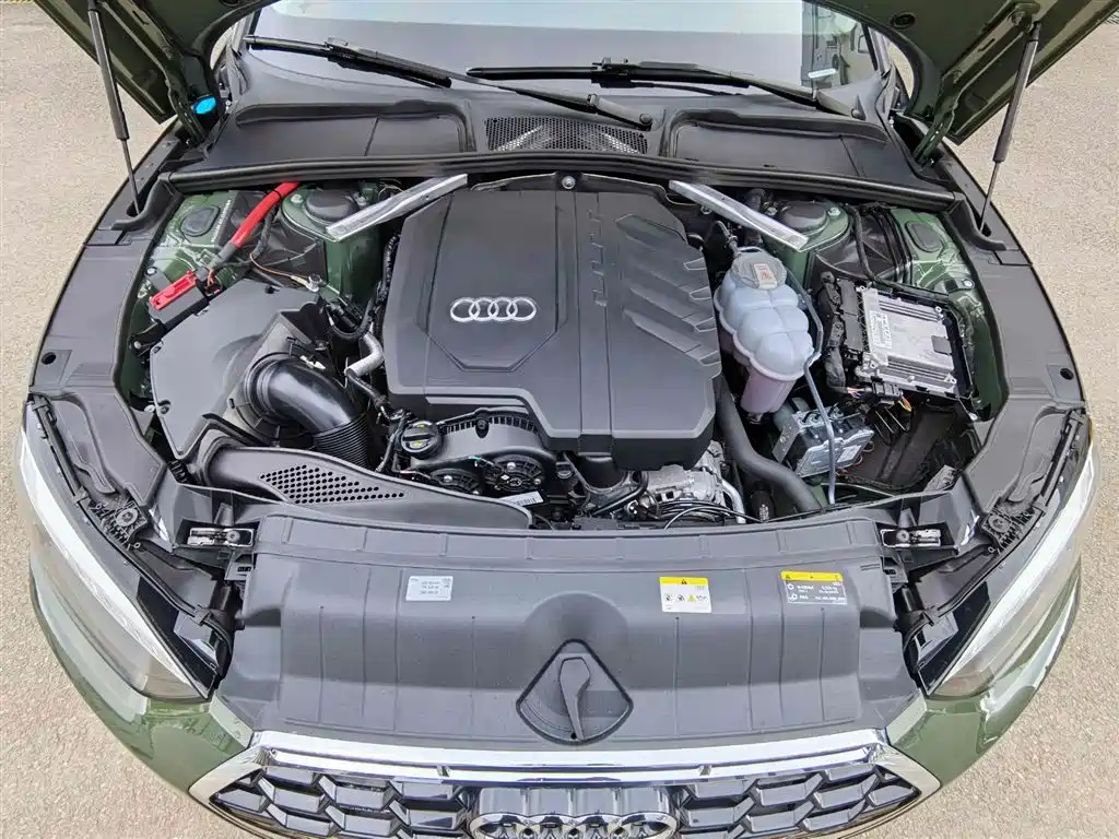 Audi Audi A5 (Imported) 2023 Sportback 40 TFSI quattro Luxury Dynamic Model 2023 - thumbnail 8