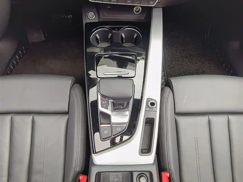 Audi Audi A5 (Imported) 2023 Sportback 40 TFSI quattro Luxury Dynamic Model 2023 - thumbnail 17