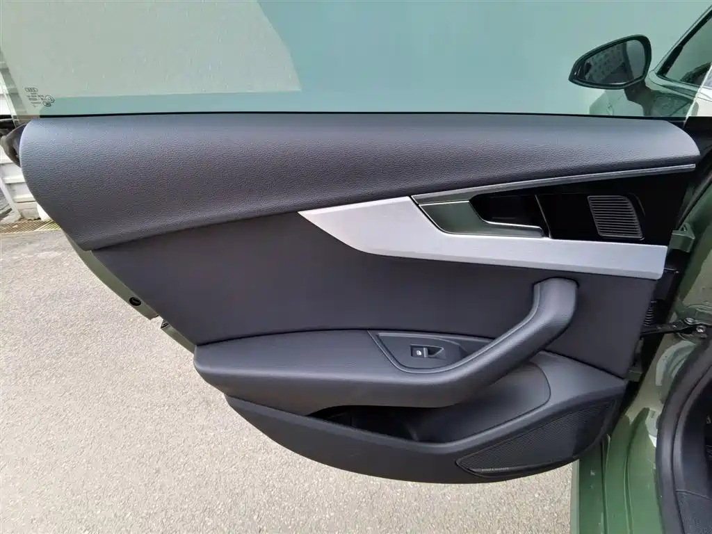 Audi Audi A5 (Imported) 2023 Sportback 40 TFSI quattro Luxury Dynamic Model 2023 - thumbnail 23