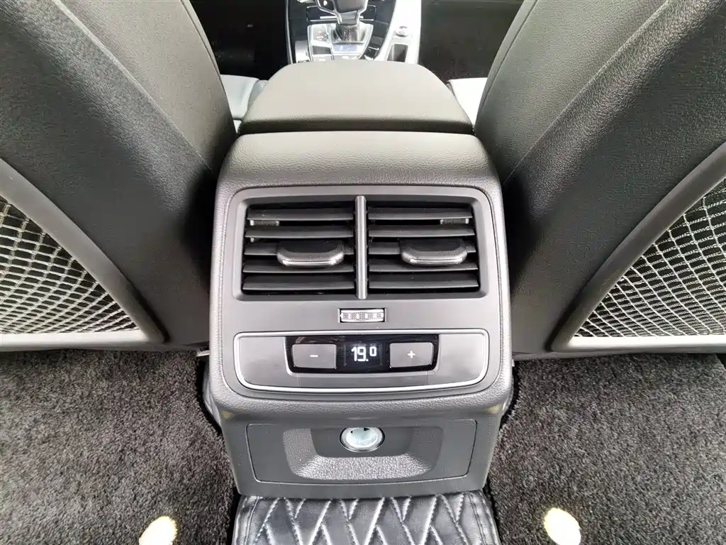 Audi Audi A5 (Imported) 2023 Sportback 40 TFSI quattro Luxury Dynamic Model 2023 - thumbnail 25