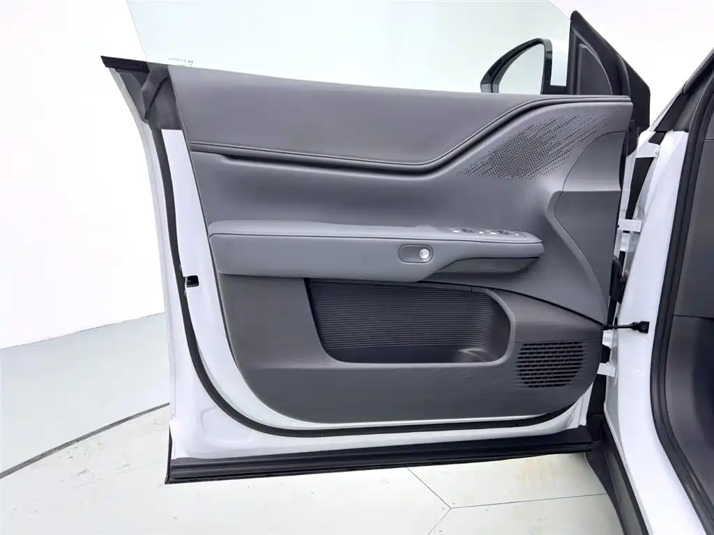 XPeng XPeng G6 2025 625 Long Range Max Flagship Edition 2025 - thumbnail 18