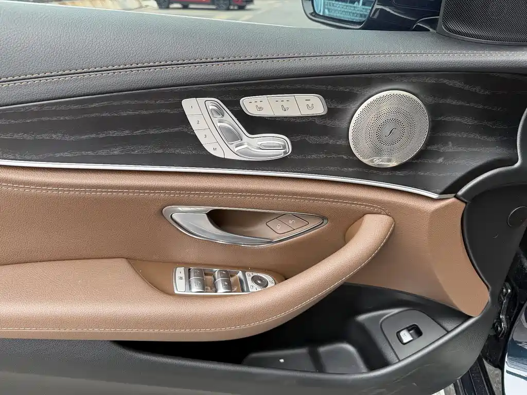 Mercedes-Benz Mercedes-Benz E-Class 2023 E 300 L Sport Luxury 2024 - thumbnail 12