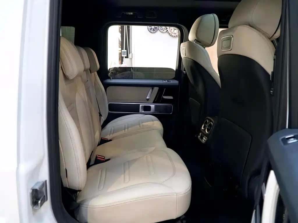 Mercedes-Benz Mercedes-Benz G-Class 2024 G 350 2024 - thumbnail 10