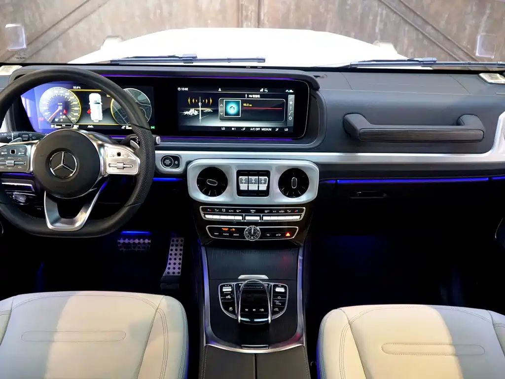 Mercedes-Benz Mercedes-Benz G-Class 2024 G 350 2024 - thumbnail 12