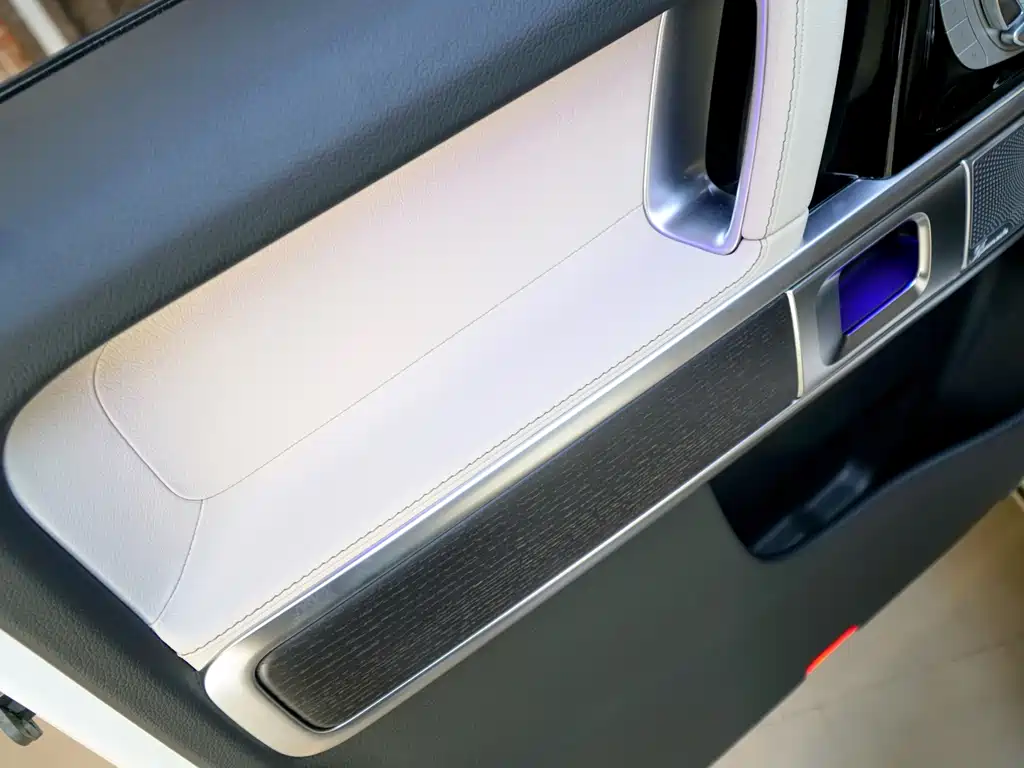 Mercedes-Benz Mercedes-Benz G-Class 2024 G 350 2024 - thumbnail 13
