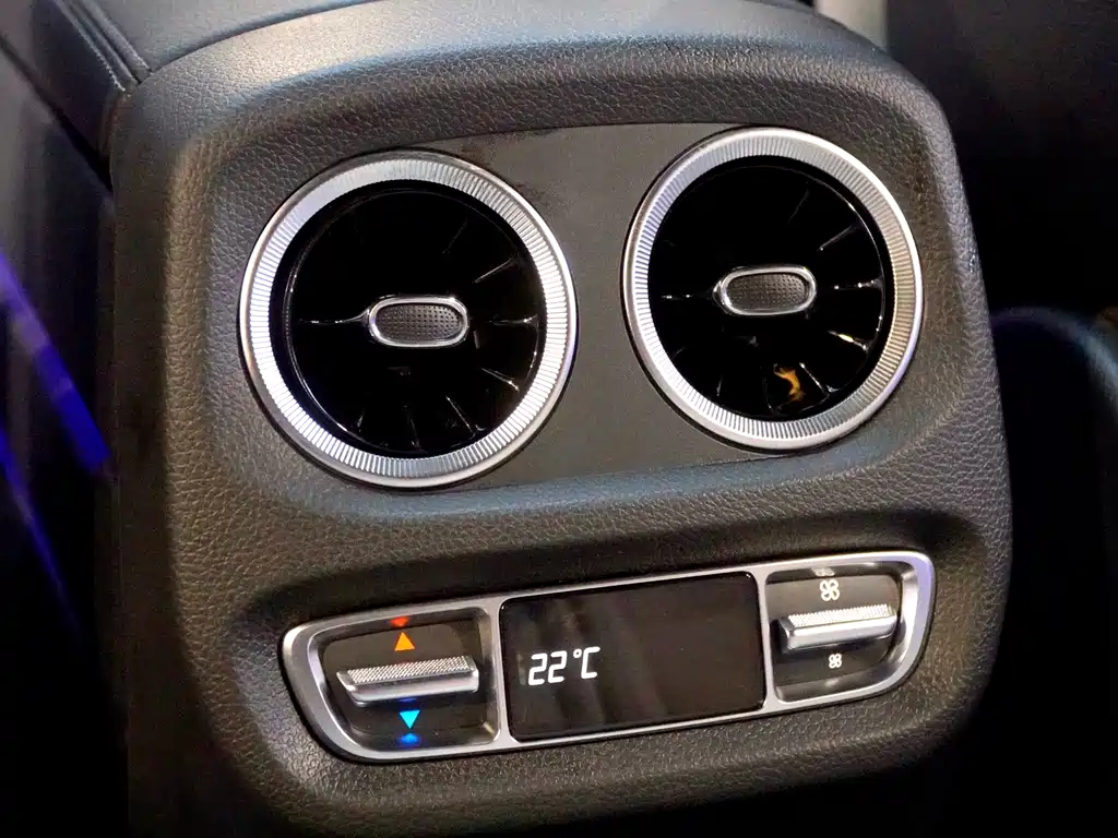 Mercedes-Benz Mercedes-Benz G-Class 2024 G 350 2024 - thumbnail 15