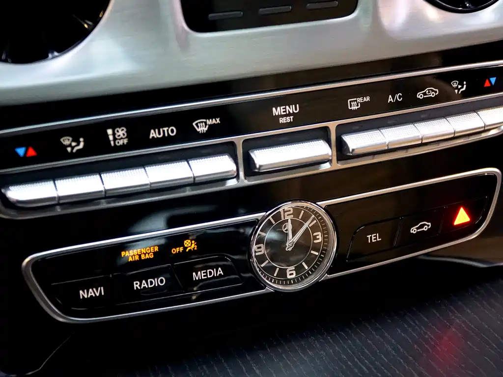 Mercedes-Benz Mercedes-Benz G-Class 2024 G 350 2024 - thumbnail 16