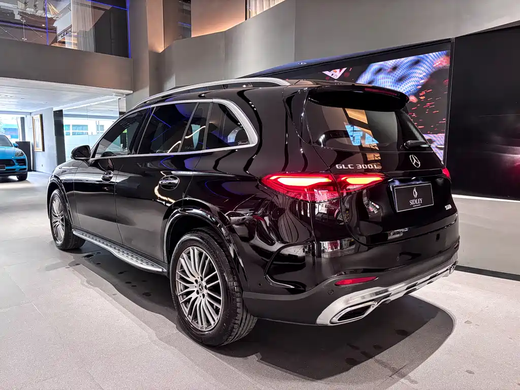 Mercedes-Benz Mercedes-Benz GLC 2024 GLC 300 L 4MATIC Dynamic Model 5-seater 2024 - thumbnail 4