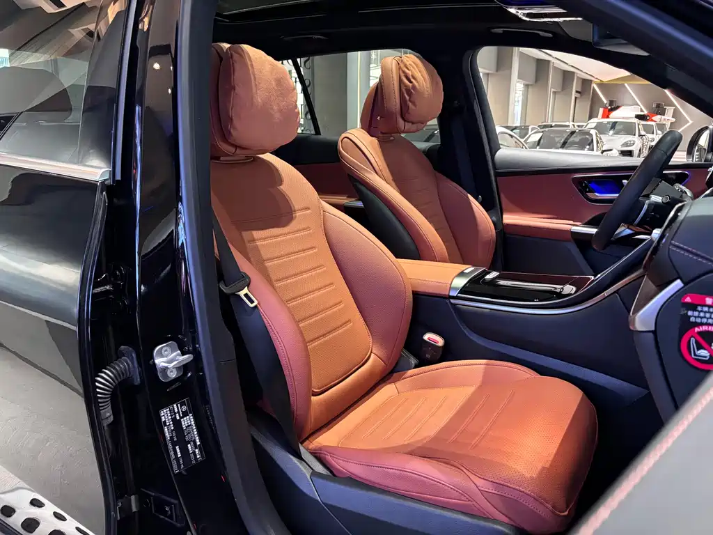 Mercedes-Benz Mercedes-Benz GLC 2024 GLC 300 L 4MATIC Dynamic Model 5-seater 2024 - thumbnail 15