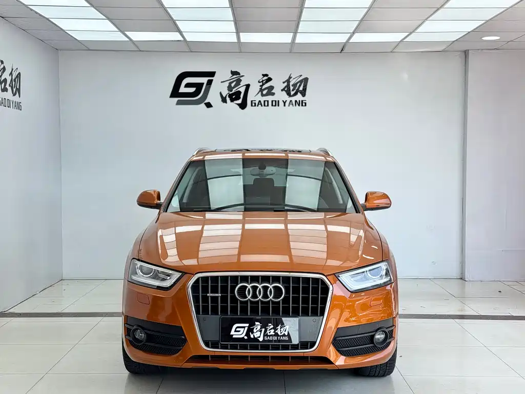 Audi Audi Q3 2015 35 TFSI quattro Technology Package 2014 - thumbnail 2