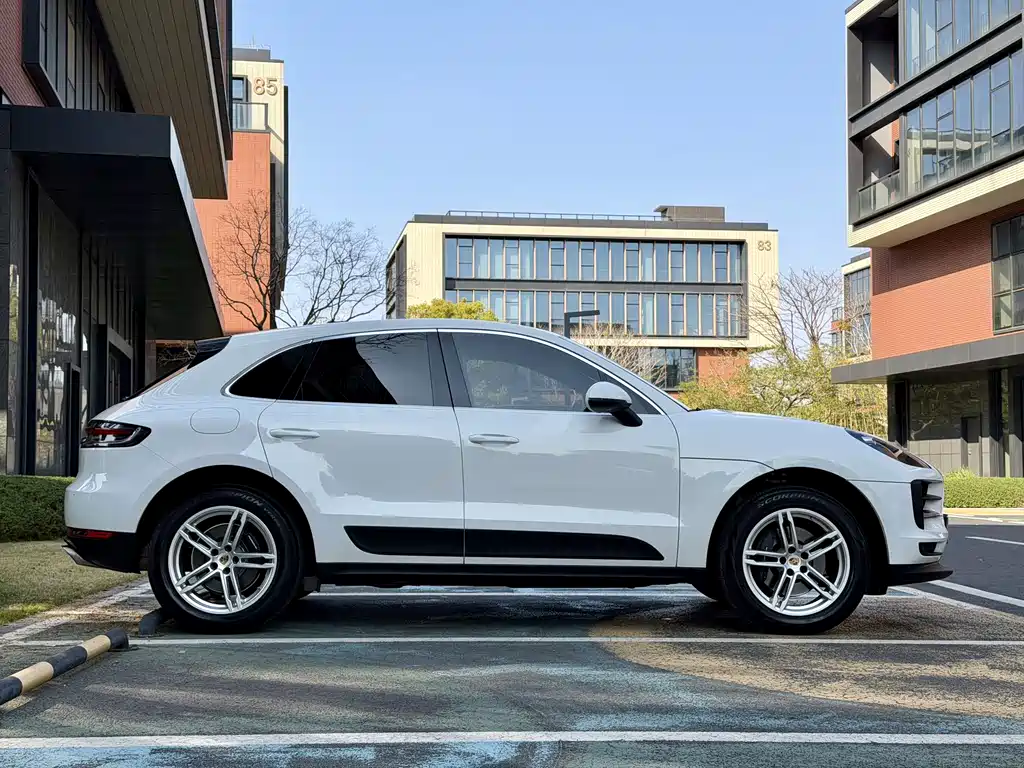 Porsche Porsche Macan 2020 Macan 2.0T 2020 - thumbnail 4