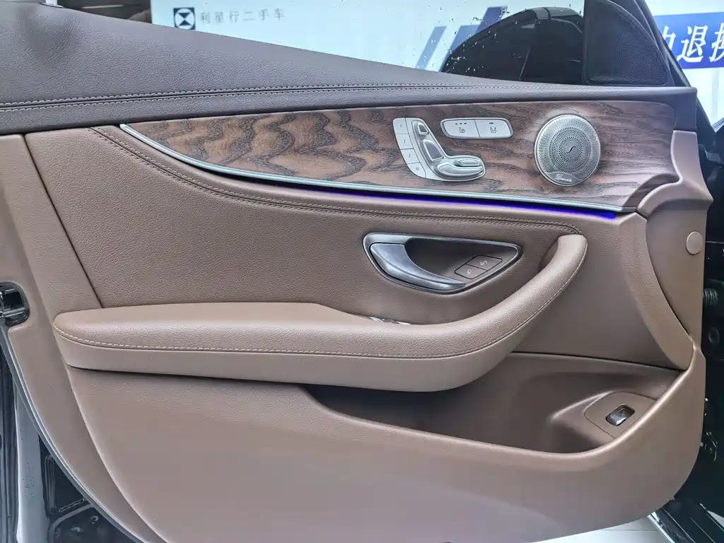 Mercedes-Benz Mercedes-Benz E-Class 2023 Facelift E 300 L Fashion Edition 2023 - thumbnail 12