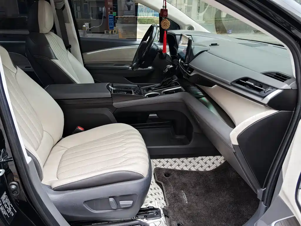 Toyota Toyota Sienna 2023 2.5L Hybrid Luxury Edition 2023 - thumbnail 13