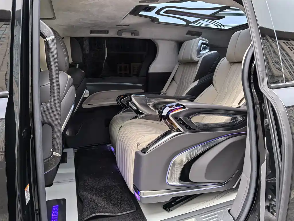 Toyota Toyota Sienna 2023 2.5L Hybrid Luxury Edition 2023 - thumbnail 19