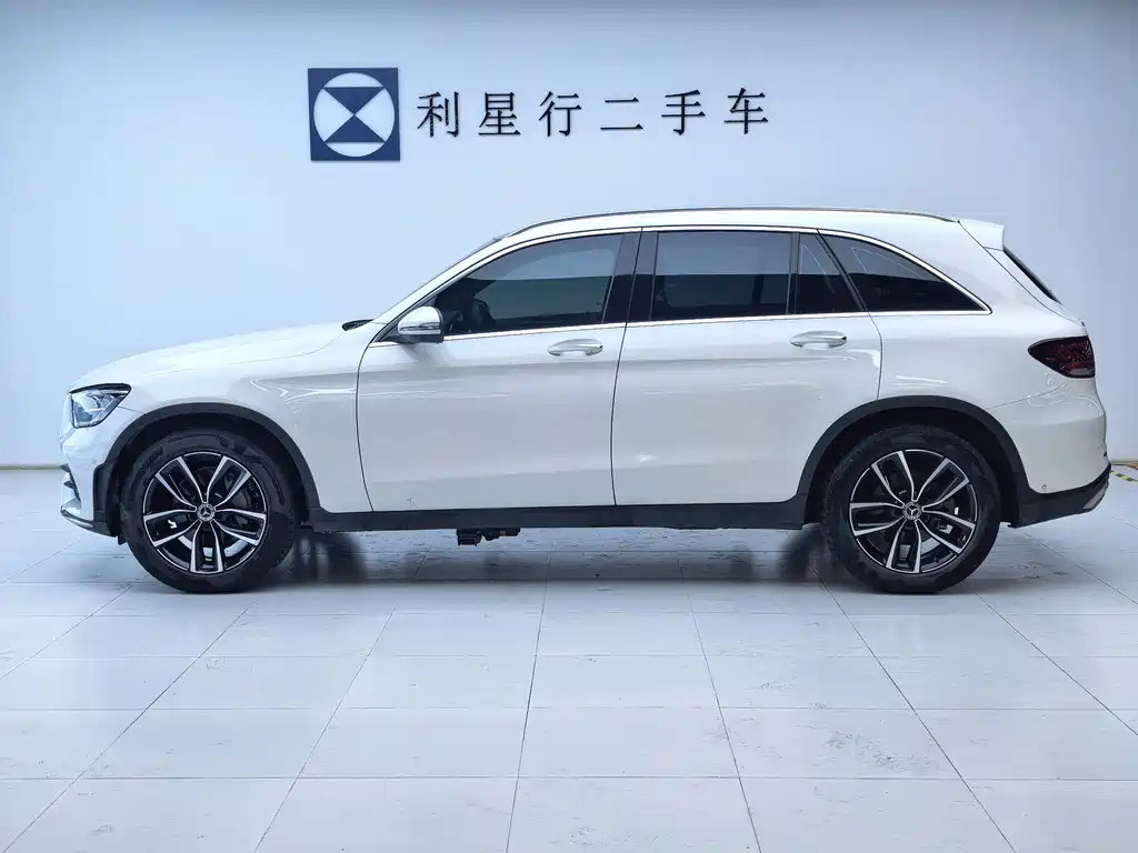 Mercedes-Benz Mercedes-Benz GLC 2022 Facelift II GLC 260 L 4MATIC Luxury 2022 - thumbnail 2