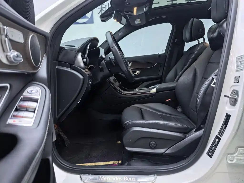 Mercedes-Benz Mercedes-Benz GLC 2022 Facelift II GLC 260 L 4MATIC Luxury 2022 - thumbnail 13
