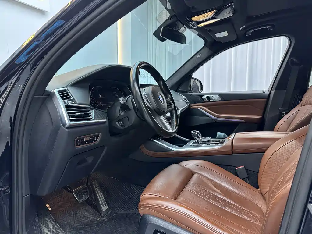 BMW BMW X7 xDrive40i M Sport Package Premium 2022 - thumbnail 4