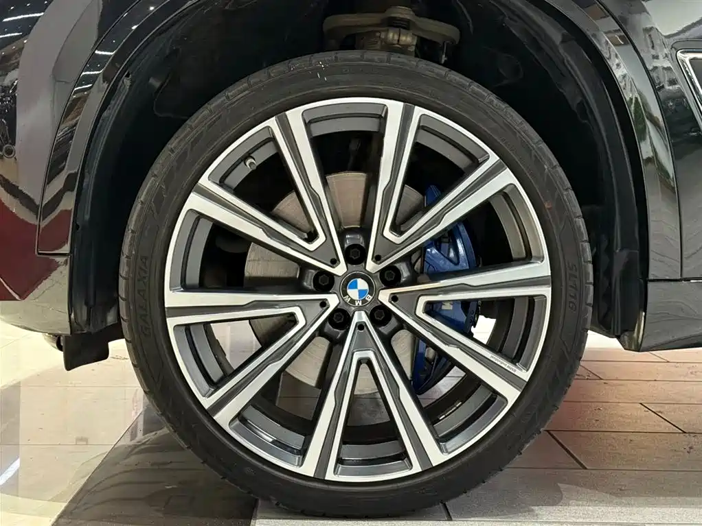 BMW BMW X5 xDrive 40Li M Sport Package Premium Model 2022 2022 - thumbnail 5
