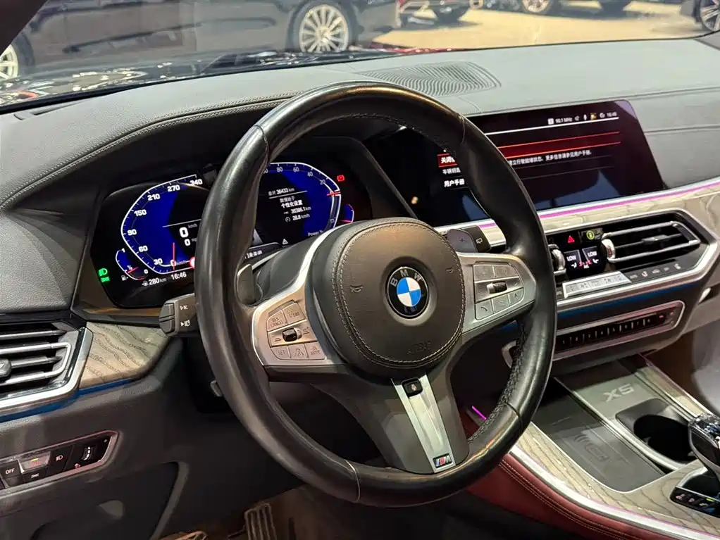 BMW BMW X5 xDrive 40Li M Sport Package Premium Model 2022 2022 - thumbnail 11