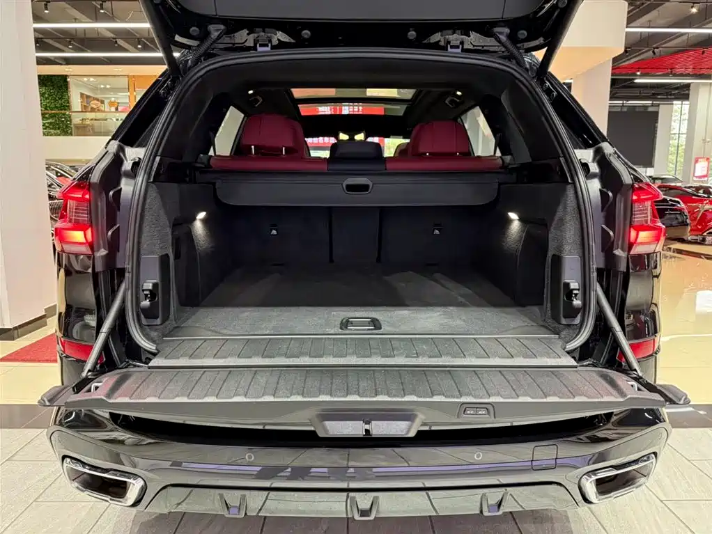 BMW BMW X5 xDrive 40Li M Sport Package Premium Model 2022 2022 - thumbnail 17