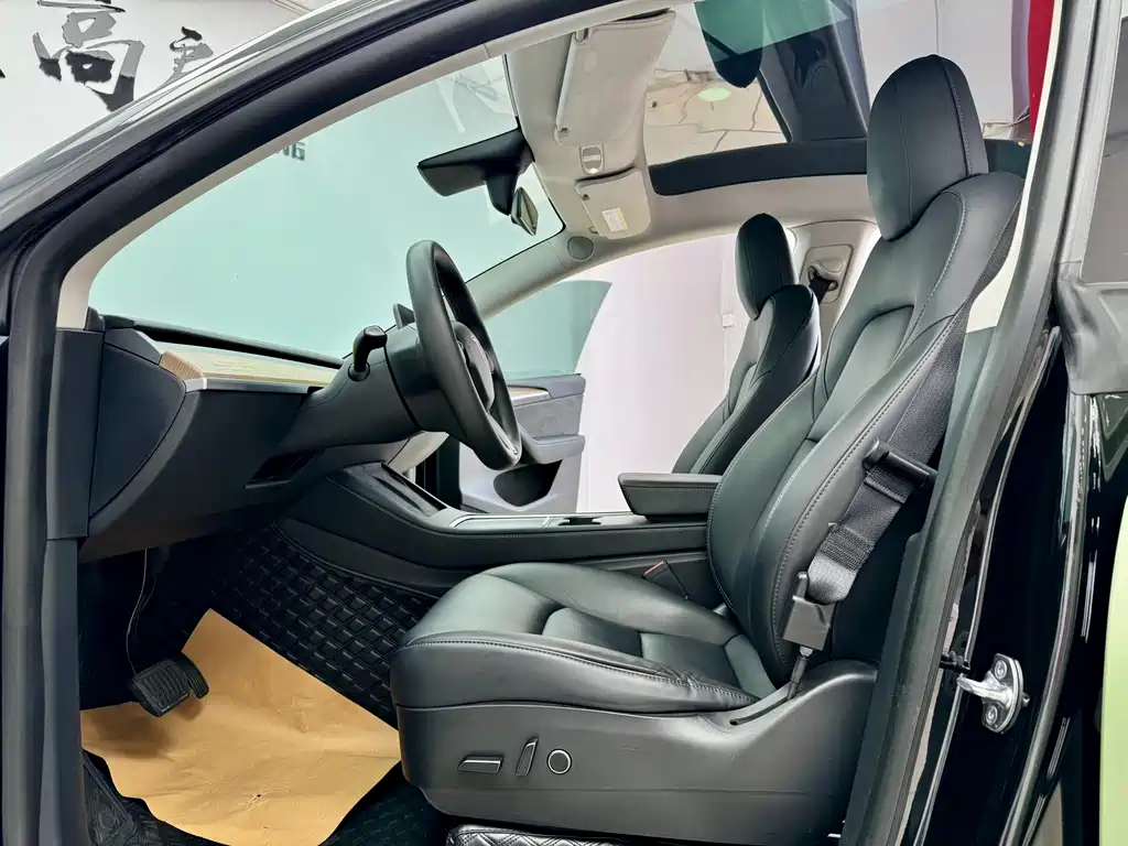 Tesla Model Y Standard Range Rear-Wheel Drive 2021 2021 - thumbnail 7
