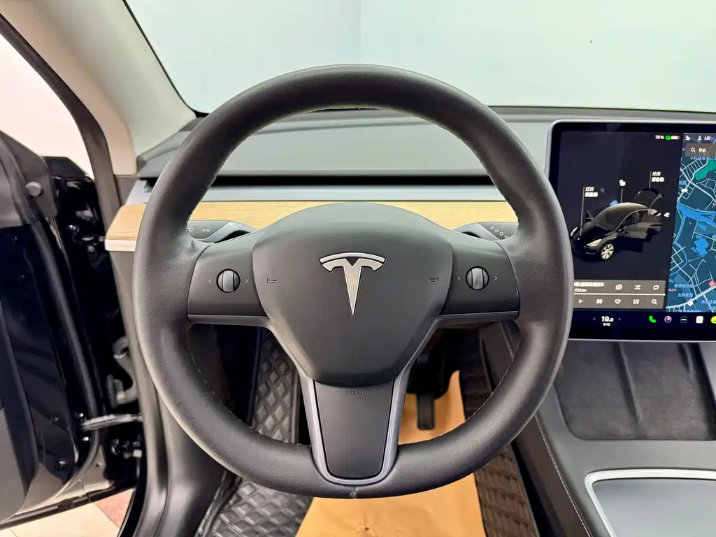 Tesla Model Y Standard Range Rear-Wheel Drive 2021 2021 - thumbnail 18
