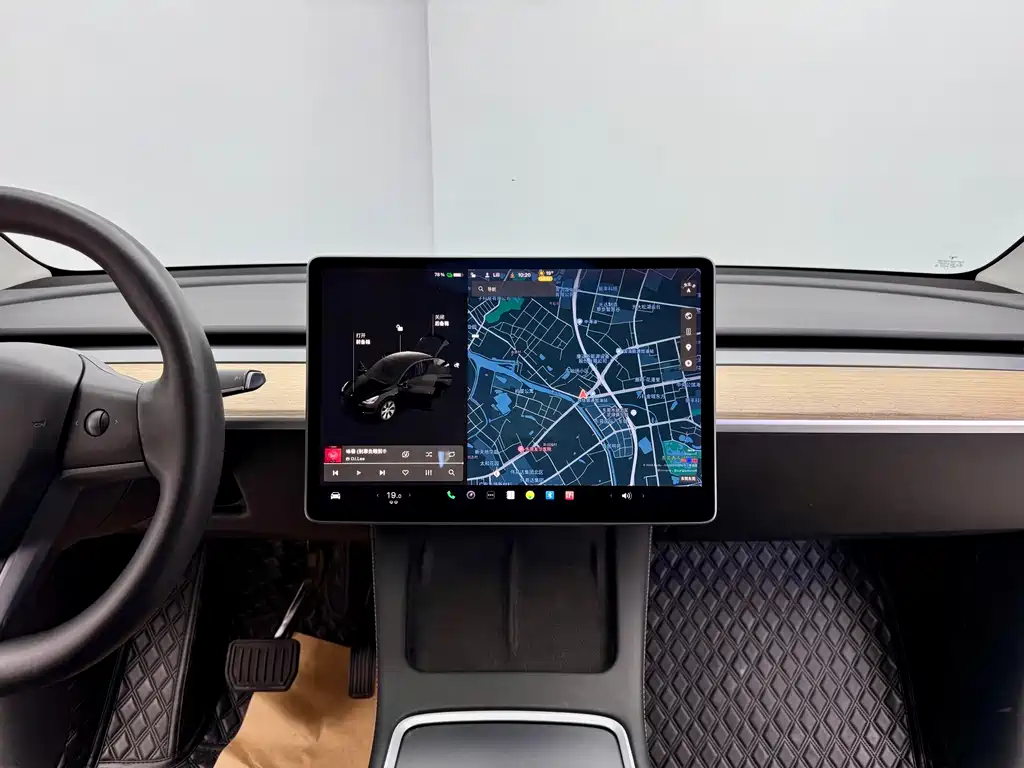 Tesla Model Y Standard Range Rear-Wheel Drive 2021 2021 - thumbnail 21