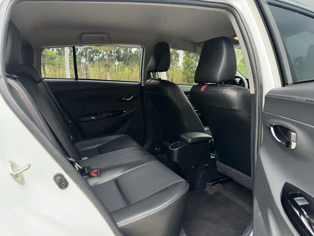 Toyota YARiS L 2021 X 1.5L CVT Luxury Edition 2021 - thumbnail 9