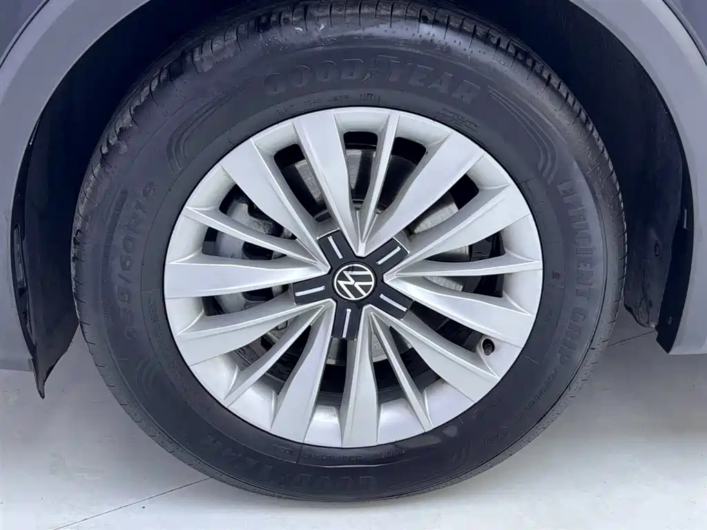 Volkswagen Viloran 2023 Model Year Facelift 330TSI Business Edition 2023 - thumbnail 11