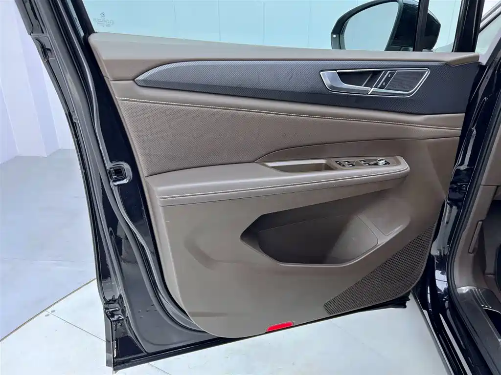 Volkswagen Viloran 2023 Model Year Facelift 330TSI Business Edition 2023 - thumbnail 16