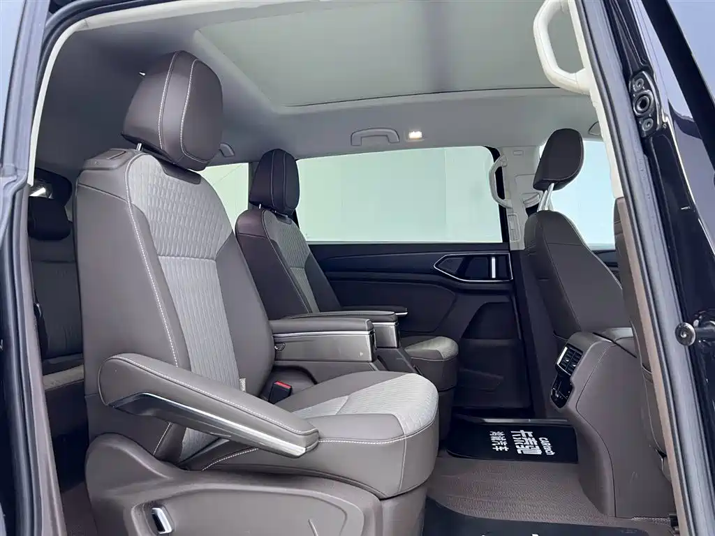 Volkswagen Viloran 2023 Model Year Facelift 330TSI Business Edition 2023 - thumbnail 20