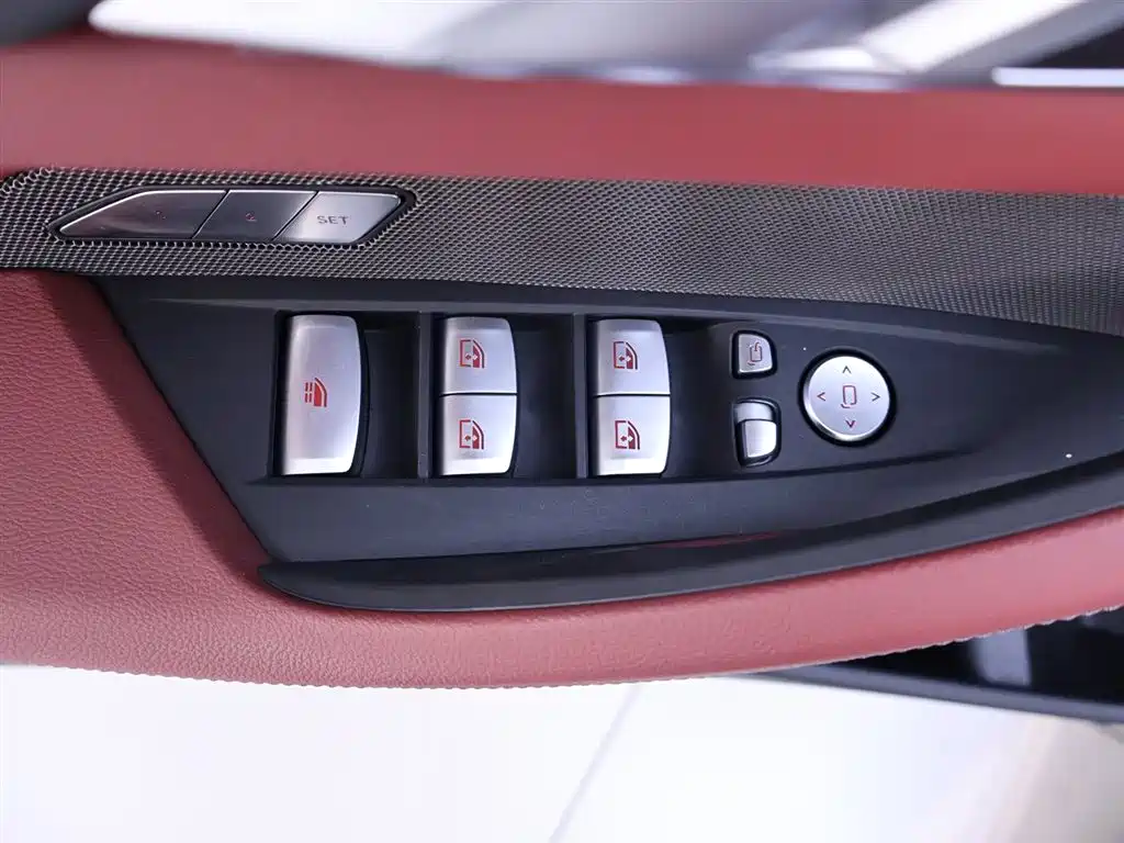 BMW BMW 4 Series 2024 425i Convertible M Sport Package 2024 - thumbnail 17