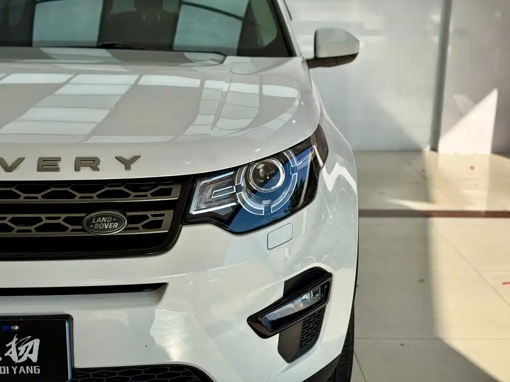 Land Rover Discovery Sport 2016 2.0T SE 2016 - thumbnail 4