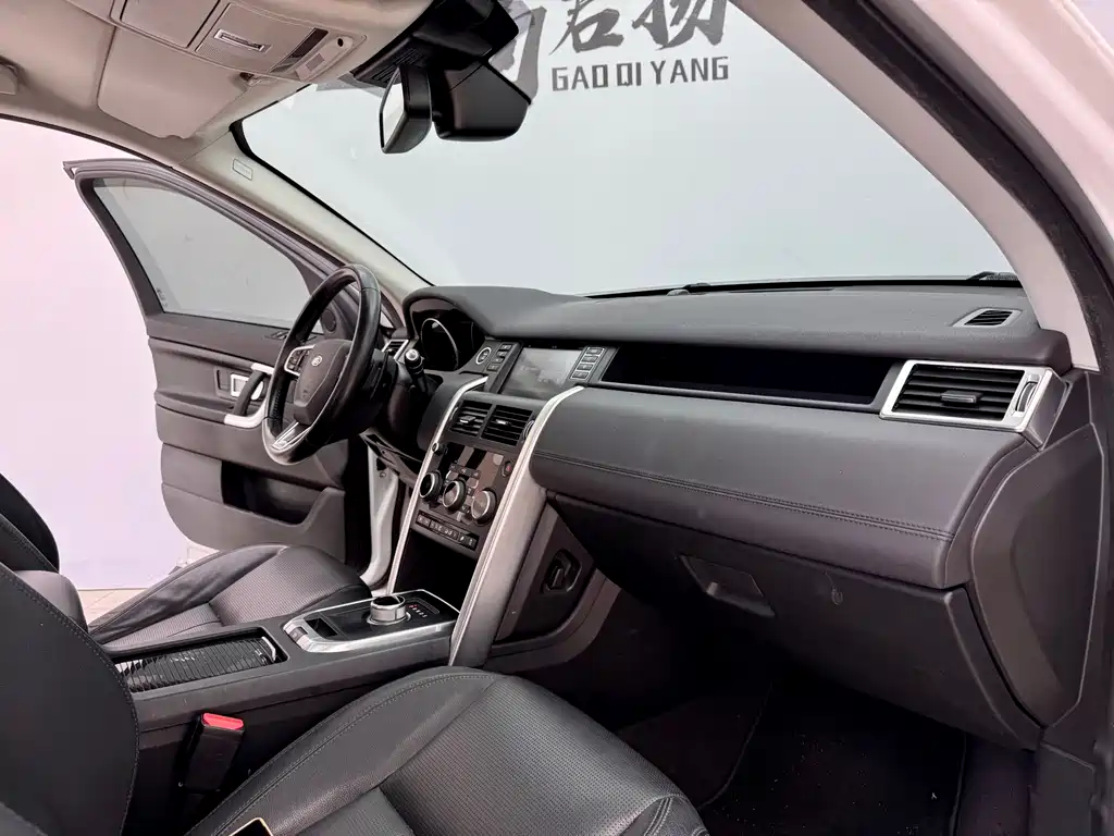 Land Rover Discovery Sport 2016 2.0T SE 2016 - thumbnail 13