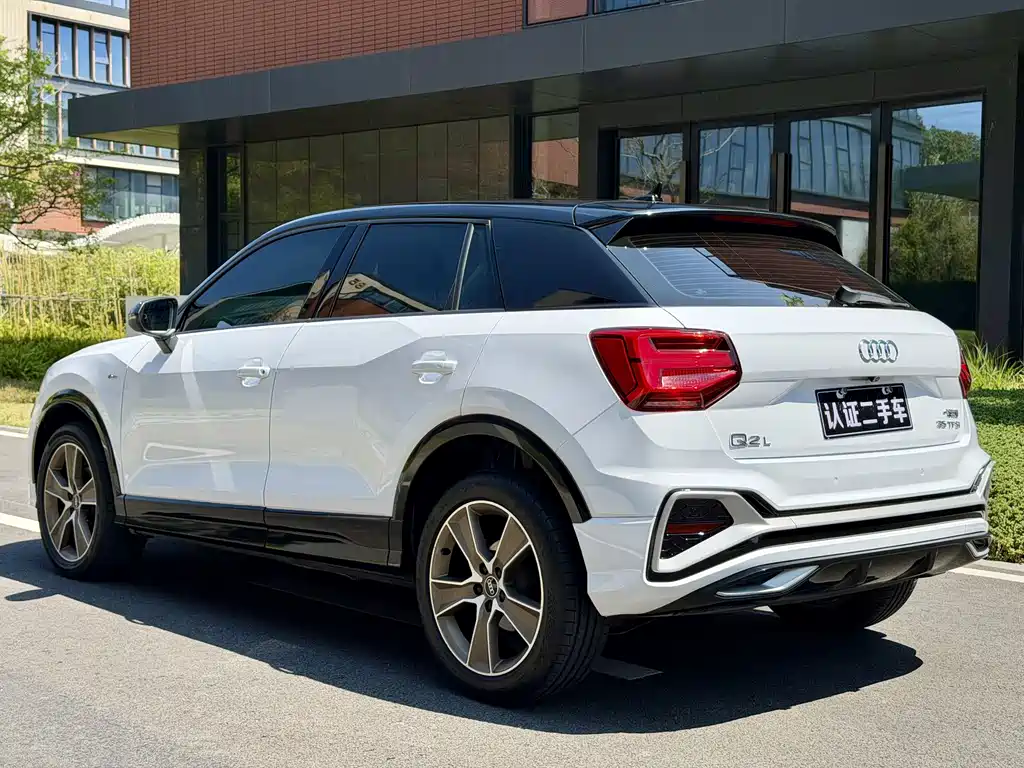 Audi Audi Q2L 2022 35 TFSI Luxury Dynamic Edition 2022 - thumbnail 6