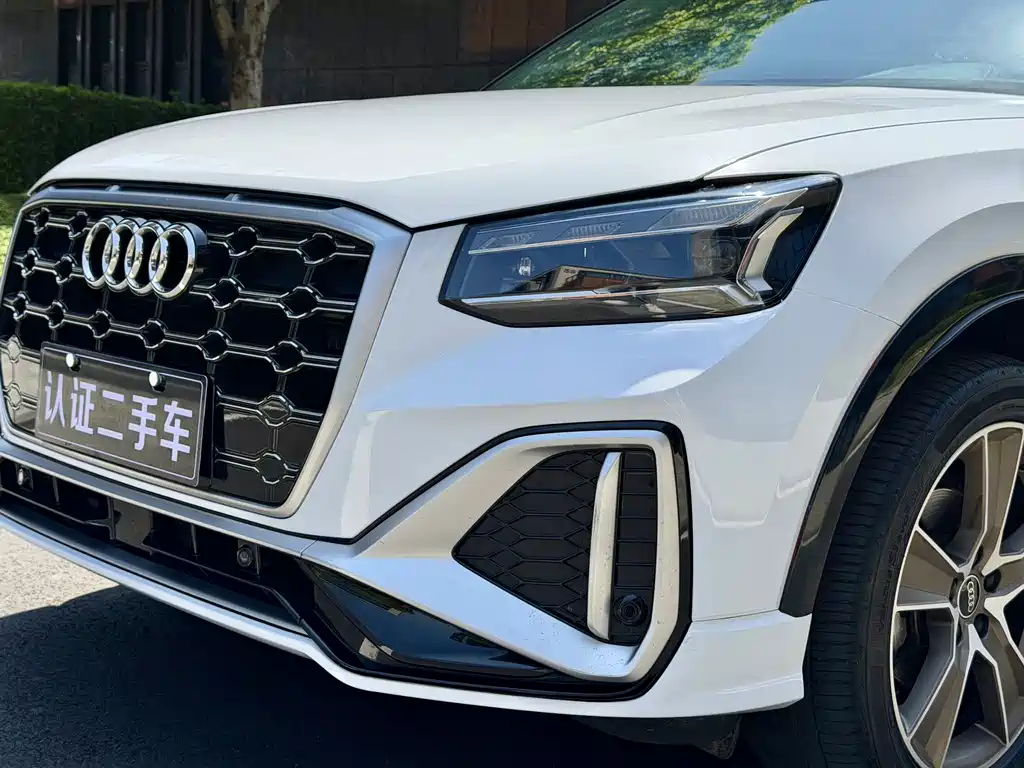 Audi Audi Q2L 2022 35 TFSI Luxury Dynamic Edition 2022 - thumbnail 8
